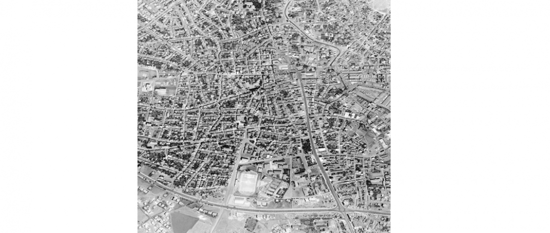 1 Eylül 1922 Tarihinde Düşman İşgalinden Kurtulan Uşak'ın Harita Genel Müdürlüğü Tarafından 1976 Yılında Çekilen Hava Fotoğrafı